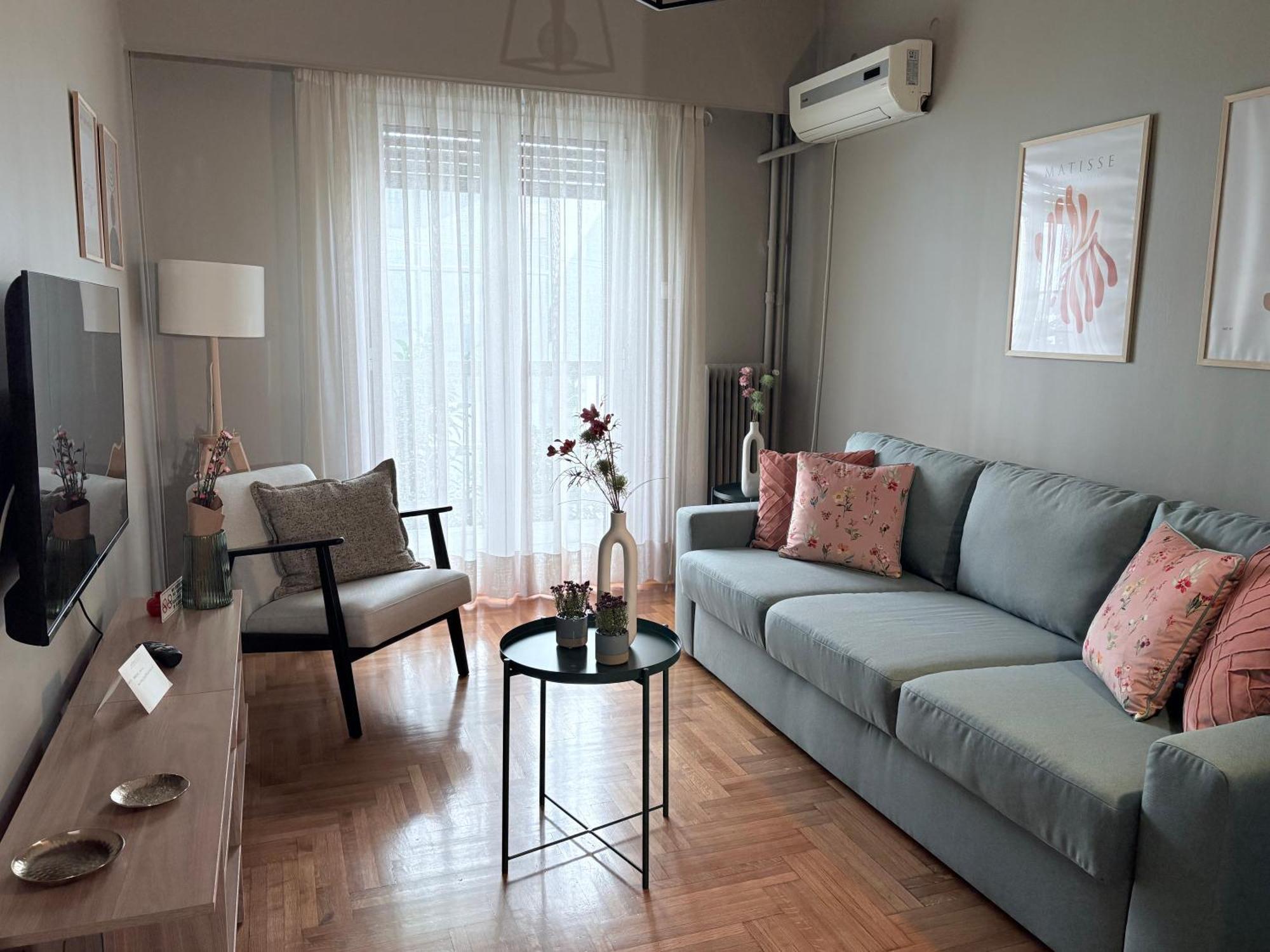Acropolis, 2bd Erechthiou 21 23 Apartment Athen